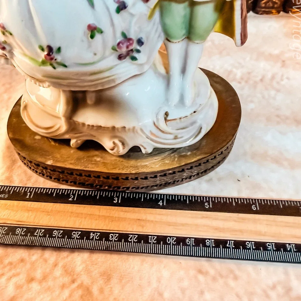 French Porcelain Courting Couple Lamp